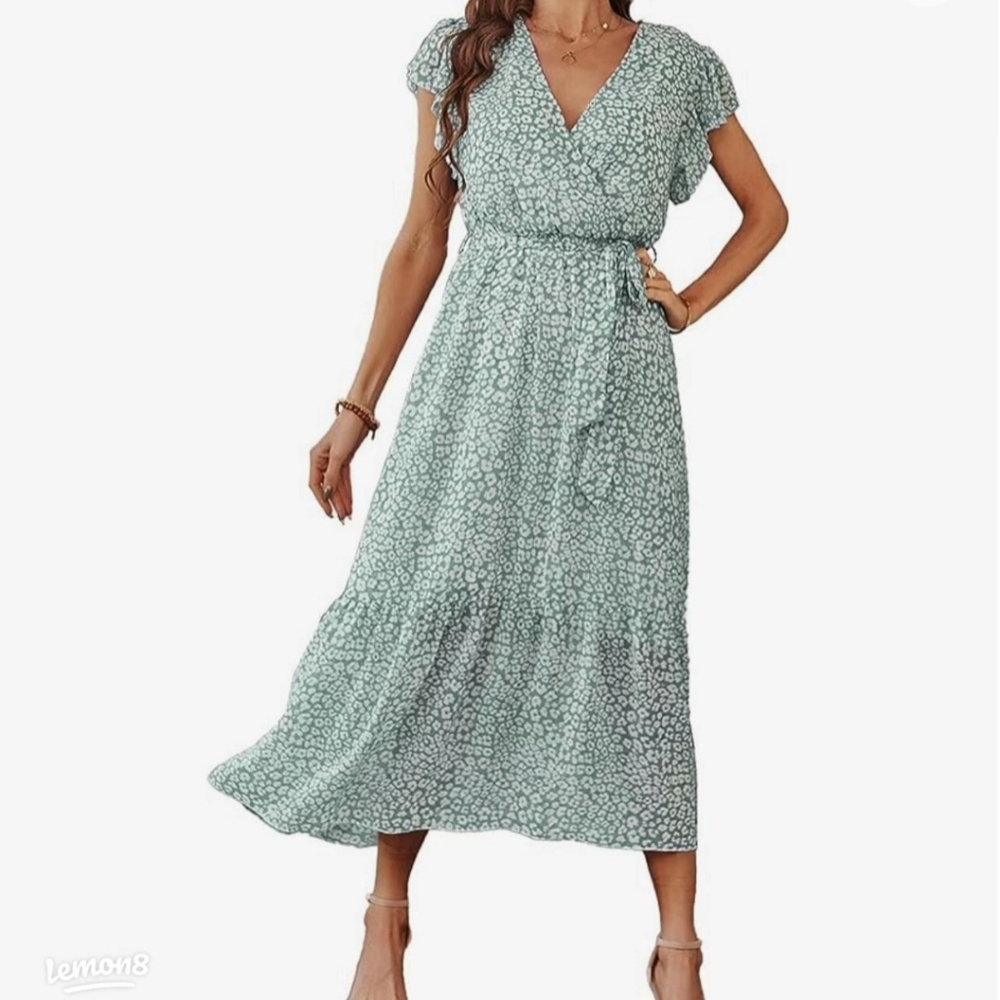 💥 Bohemian flowy sage green dress